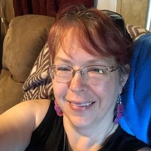 Meet your Posher, Sandi